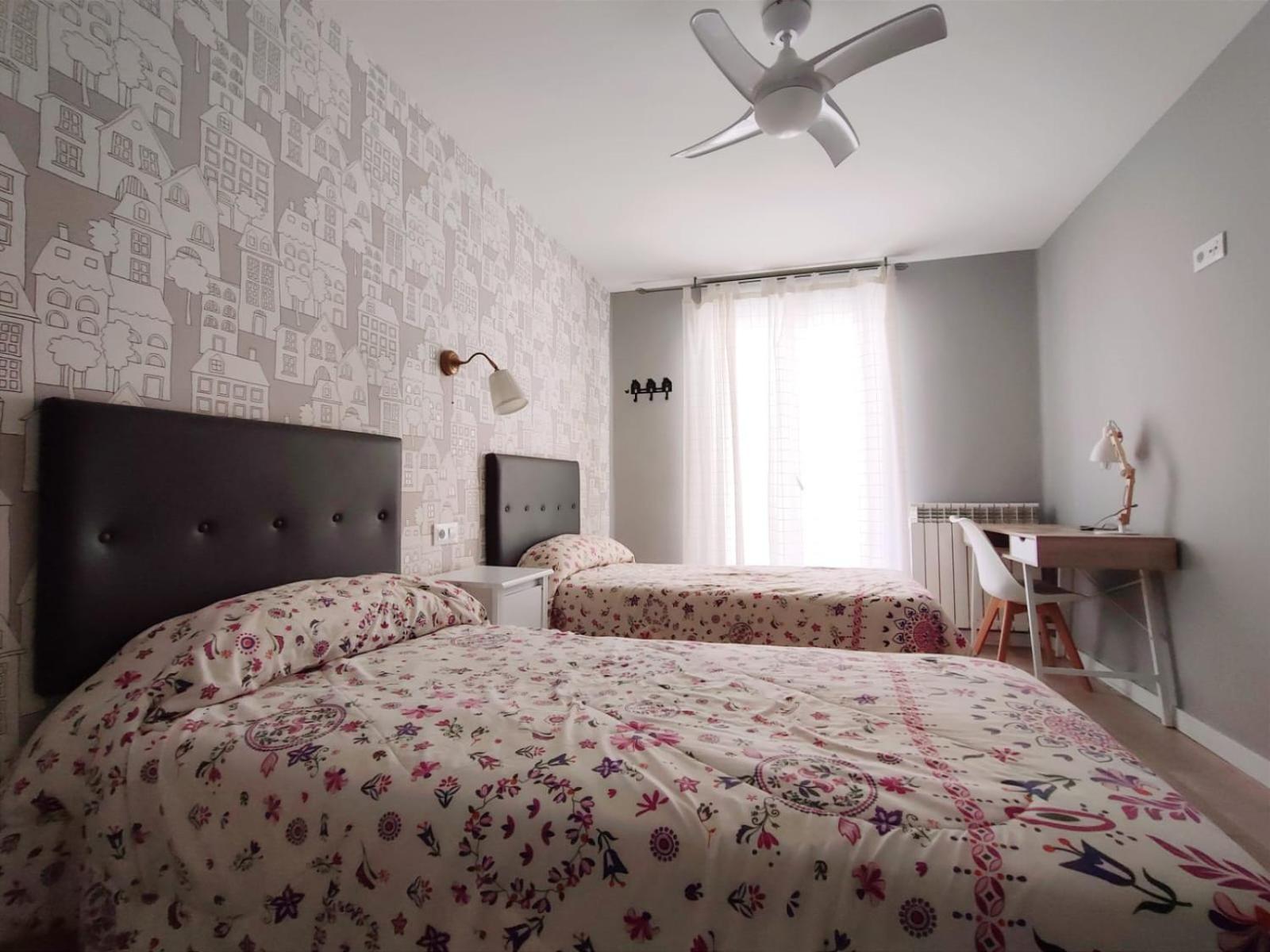 Serendipia Apartamentos 3 Логроньо Екстериор снимка